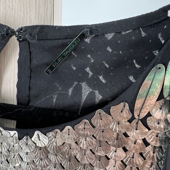 Elie Tahari Womans Java Sequin Blouse Shirt Size S Art Deco Silver Platinum NWT - Picture 5 of 7